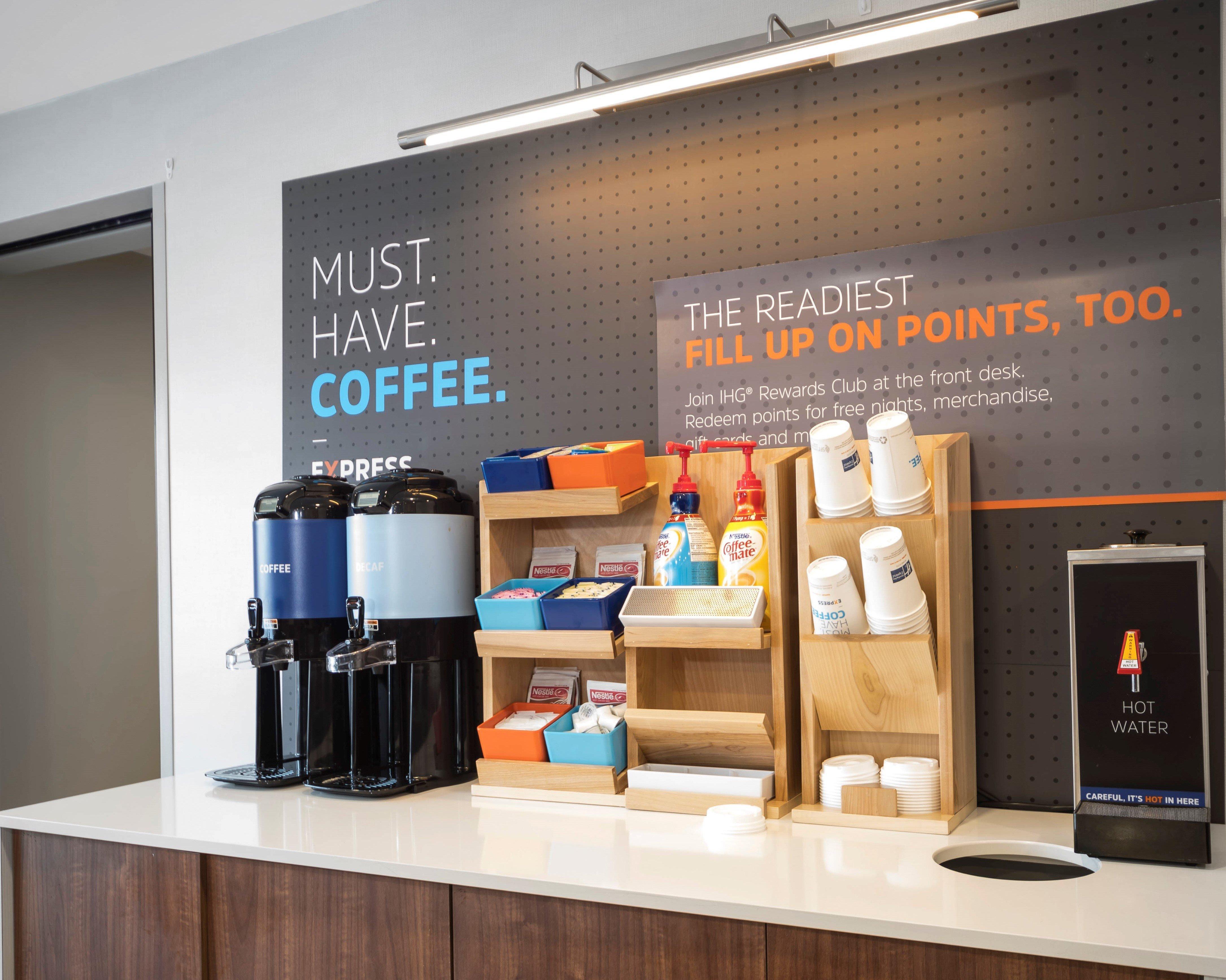 Express & - Northwest By Ihg Hotel 3*